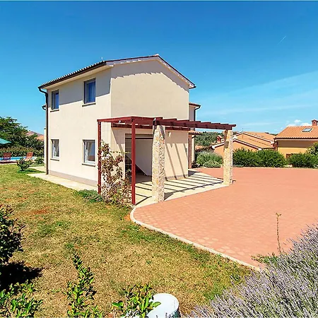 Holiday home 3 Bedroom Amazing Home In Pula