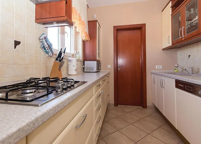 Volme Semesterbostad Pula