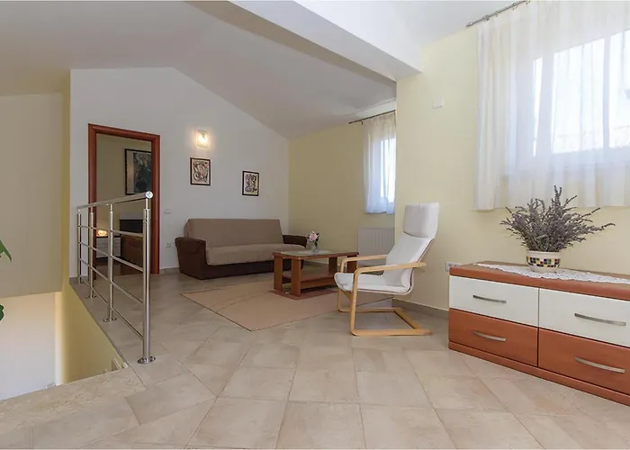 Semesterbostad Volme *